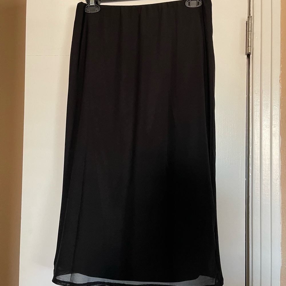 Women's Below the knee skirt - Classic Pull-On Design